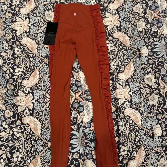 Lululemon Align Highrise Pant Ruched 25" - Picture 2 of 2